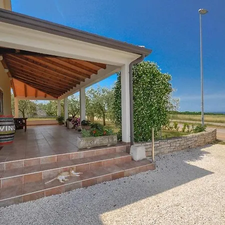 Angela Apartment Novigrad (Istria)